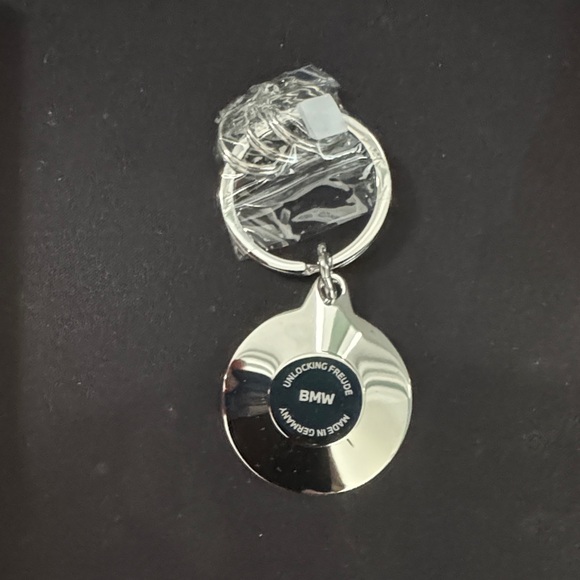 BMW Keychain - Picture 2 of 3